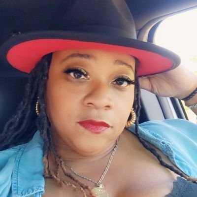 Naturalbeauty72's profile picture. I am who I am because He is!!!! #daughteroftheKing  So follow me as I follow Christ!!! ✌Love Ya!!! ❤