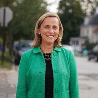 Joyce Craig - @JoyceCraigNH Twitter Profile Photo