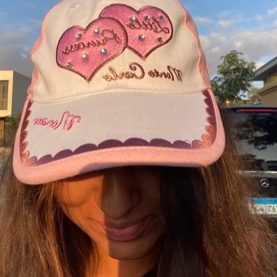 nevineeghazii's profile picture. 