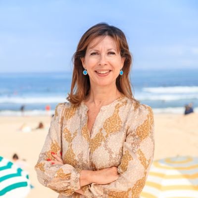 Maire de Biarritz
Vice Présidente Agglomération Pays Basque Assainissement
Conseillère Régionale Nouvelle Aquitaine
1ere VP Association des Maires de France 64