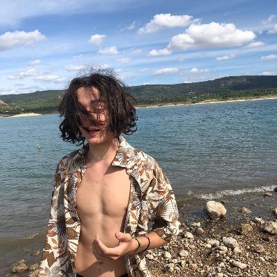 victorcending's profile picture. Neoposmodern@.

Dando guerra desde 1939.

Amante de los accidentes de trafico, los suicidios involuntarios y las donaciones de órganos.