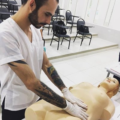 Ademirbenuto's profile picture. Seja autêntico!