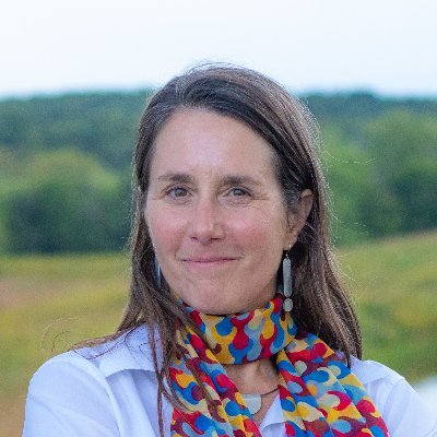 Wife Mom Scientist @IowaStateU @BioeconomyInst @AgCCHANGE @prairiestrips #MacFellow Believer in capacity to solve the food-energy-environment-health quadrilemma