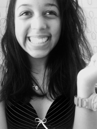 Olá, sou a Emi do Bug. Nos vemos lá, #2kisses ;*
