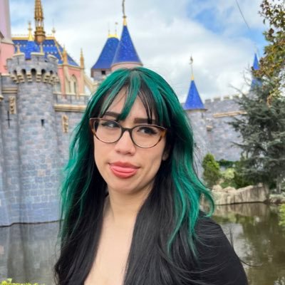 nonoisaa's profile picture. I want new friends, but they don't want me. They're making plans while I watch TV.