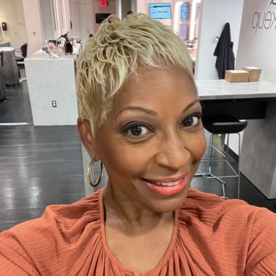 Sr. Director of Coverage, Affiliate Content @CNN @CNNNewsource ~ Love/tweet news sports entertainment ~ Ex @ESPN @ABC ~ 🇻🇮🇯🇲 made ~ RTs not endorsements