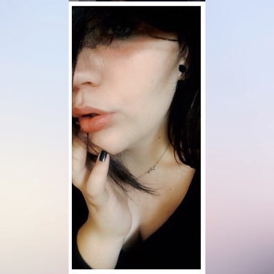 VerillianaO's profile picture. not good enough