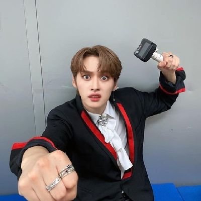 Too busy watch'em all 🔱💕
8 = ∞
Mi mayor sueño= entrar en la uni de biología ✨
Update: I've entered both the uni and the depression
#ActuallyAutistic