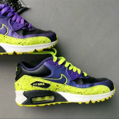 Nikelover83's profile picture. Ich pflege eine Girly Air Max Sammlung. Auch auf der Suche nach einen neuen Paar, wo ich noch nicht habe. Ich habe auch mit dem ein und anderen meinen Spaß 💦😈