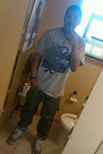 JmoDaKid92's profile picture. 