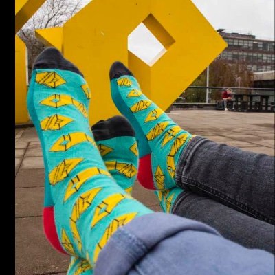 nuigconfession2's profile picture. https://t.co/jvyKpE1glr

NEW NUIG CONFESSIONS page, delivering Scandals, piping hot tea *slurp slurp* and library crushes!!!