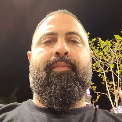 Um governo que exerce a justiça dá estabilidade ao país,
mas o que gosta de subornos o leva à ruína. Pv 29:4