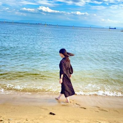 misaki_April_'s profile picture. 社会人一年目 ピザが好き チョコミントも好き 白バラコーヒーが1番好き ( ᐛ ) ｱﾊﾟｰ