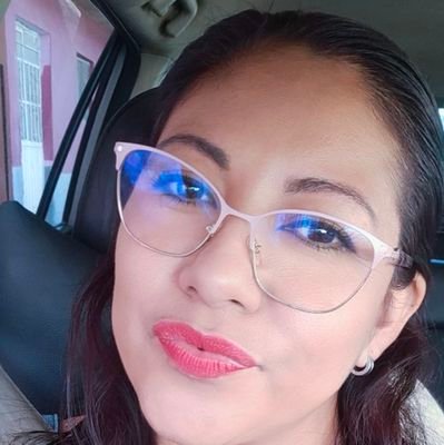 ReyesSamill's profile picture. soy feliz como una lombriz