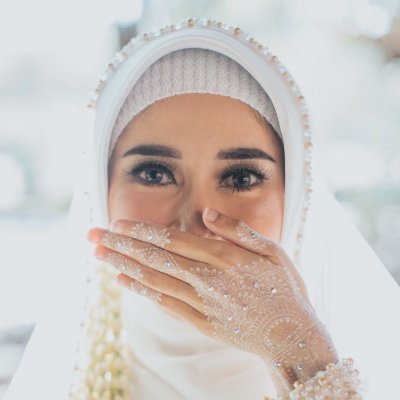 weaputrii's profile picture. 🧕🏻🤵🏻‍♂️🧒🏻