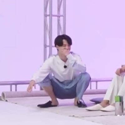 quynhdo130410's profile picture. 💜