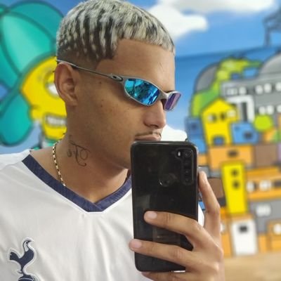 Cantor / Compositor 🎤🎶
Contrate: 27 992012482- 2G ☎️🗓
🎵 Os Faixa Do N.V
🎵 Jacaré Na Blusa
🎵 Nois é Cria Não Criado
🎵 Socadão e Tapa Na Cara