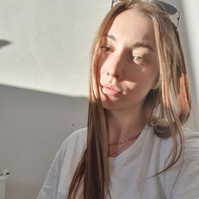 curioso qua e là 
Mi piace l'astrologia
☀️♌🌙♑asc♏