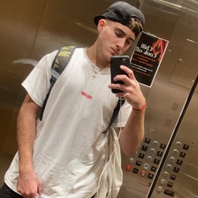 davisericksonn's profile picture. Get a bag and stay out the way💯📈Horticulture Specialist at Jubel Exotics 🌱💪🏽 KS👉🏼OK Snap- davobackagain