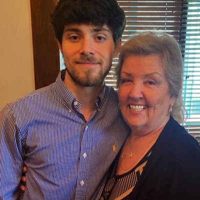 ridgehickey's profile picture. Entrepreneur & Investor📈 Proud grandson of @atensnut