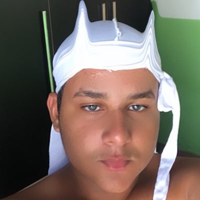 euvinizi's profile picture. @euvinizi sla só tô aqui existindo