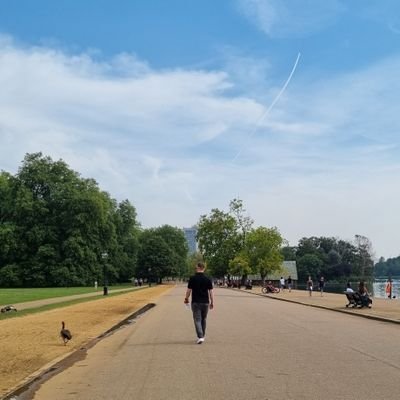 frazeryoung's profile picture. 🎮 ⚽