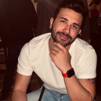 🎓 Computer Engineering #unict
👨💻 Founder and Web Developer at @webalo_