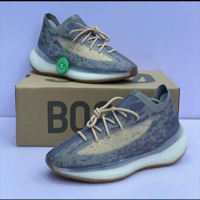 sneaker_lord's profile picture. 