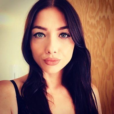 KarlaTierney1's profile picture. A true believer in magic 💫🌙✨
Helping ladies find their power & potential 💕
Sagittarius ♐️ 
Health & well ambassador 😌