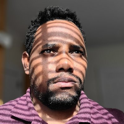 I'm from Dominican Republic, I used to work as Network and Wireless Engineer. Right now study English and any certification for take a good job. I 🚭 but I ❤️🍝