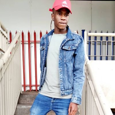 Music 🎶 outgoing person 😊 crazy 🤭kind😉 Stylish 👕👔👞