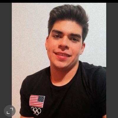 MochiLeo1's profile picture. Historiador, amante de decirle verdades a los políticos, Creador de #YaCholeChaleConManuela