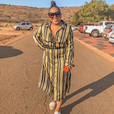 KatlegoMasiko's profile picture. Shorty. 🌸 International hotel school student. 🌸Instagram- mpumelelo_xx🌼Tourism and hospitality graduate.