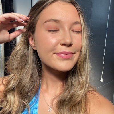 ainerockk11's profile picture. I love my dog