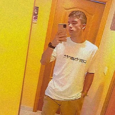 Elpive28852922's profile picture. si