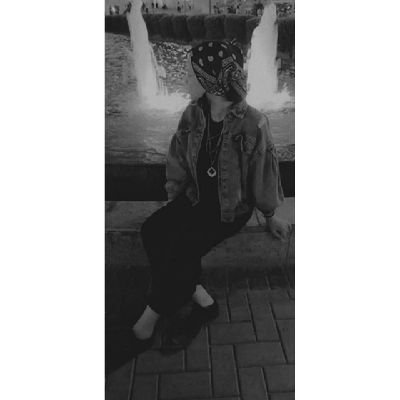 sohailaramada17's profile picture. سلّم طراطيف 
و اقعد تخاطيف 
هتعدي الدنيا خفيف في خفيف.. 
أنا يعني بقول 
بما انك ضيف...