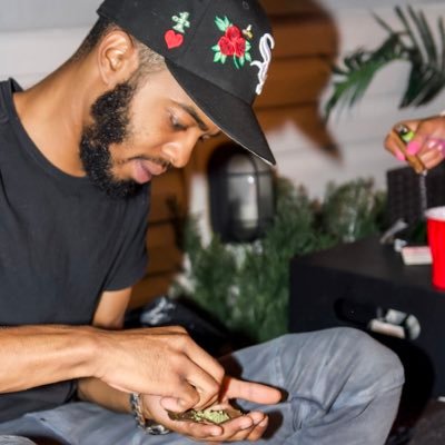 ReemThaDream's profile picture. 💭