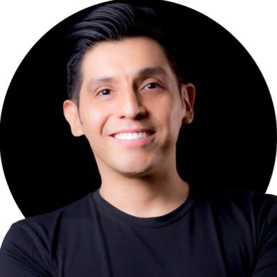 Productor Creativo especialista en Neuro-Comunicación.