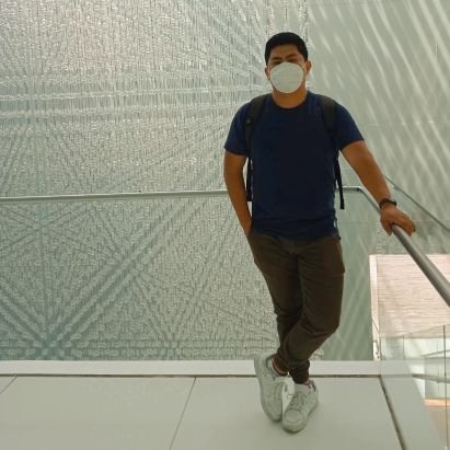 Vaiz3n's profile picture. Soy Vai, amante de la tecnología y ciencia ficción, front end dev, melómano y raver 👽