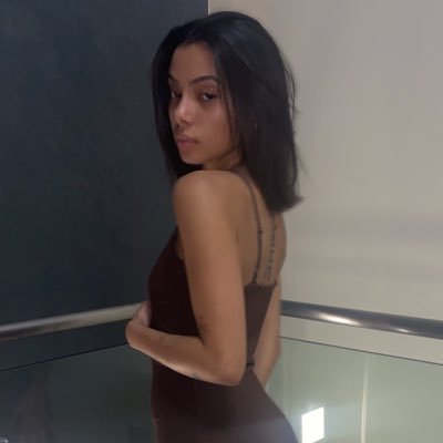 sippinsvedka's profile picture. 🙏🏽 . 💰