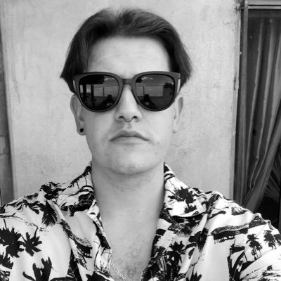 GeraCadena23's profile picture. Quiero que seamos la historia perfecta.