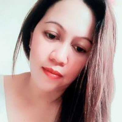 GuanteroNhet's profile picture. Simple