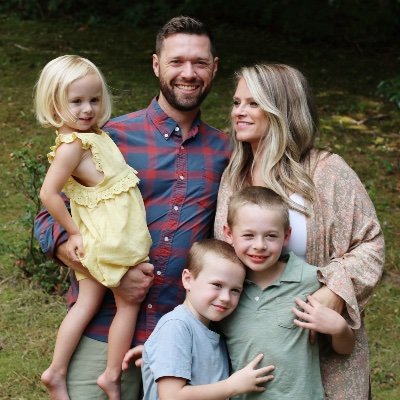 MistyClaxton's profile picture. 