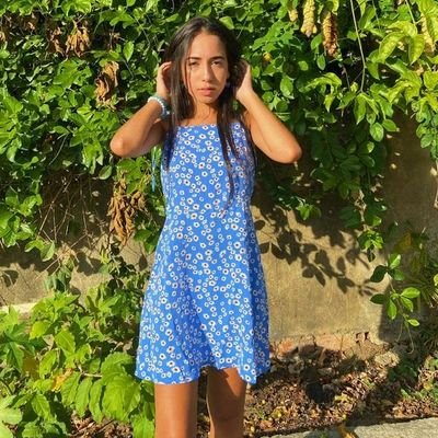 ChicaTumblr25's profile picture. Me gusta soñar en grande💡🤩amo los animales🐇me gusta mucho el color rojo❤️mi serie fav Aida😎Géminis♊