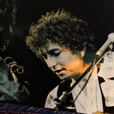 Lib_Civ's profile picture. Liberal Civilization is under threat from the new authoritarian right
"I see people who are supposed to know better/Standing around like furniture"
Antifascist