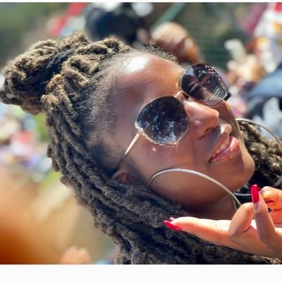 Hi it’s me again been off this for a cool minute since I been on here but a Cali girl goes by its_daniecakes96 25 and fabulous ask about it like new follows