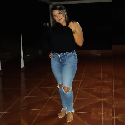 MaraMil96196483's profile picture. Est. Administración Publica.