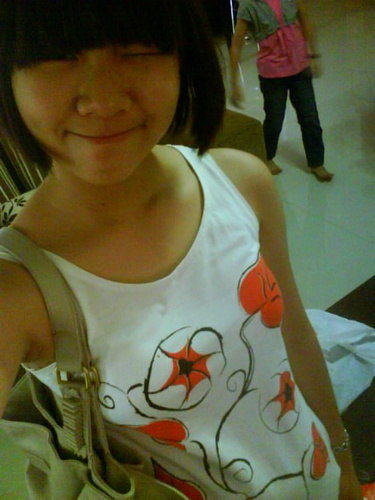 Hello :) I am 15 and I love socializing. May you follow me?