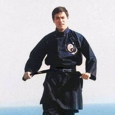 Marcio_poliglot's profile picture. Gosto de estudar idiomas.