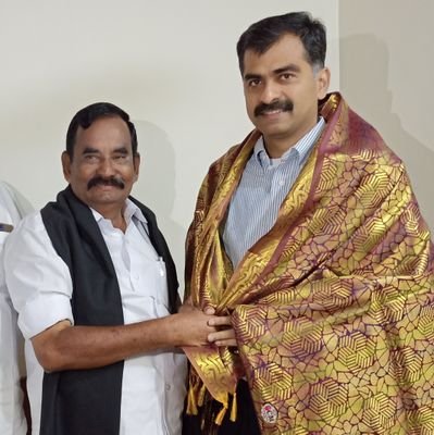 மதிமுக, மாவட்ட கழக பொருளாளர் திருவாருர் மாவட்டம்
பொது பணிகள், விவசாயத்தில் ஆடுதுறையில் புதிய கண்டுபிடிப்புகளான நெல் பயிர்களை மக்களிடையே கொண்டு செல்லுதல்